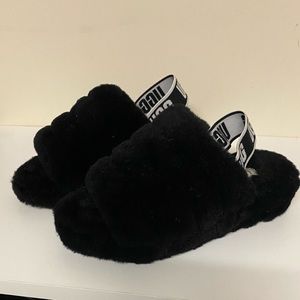 UGG Fluffy Slides